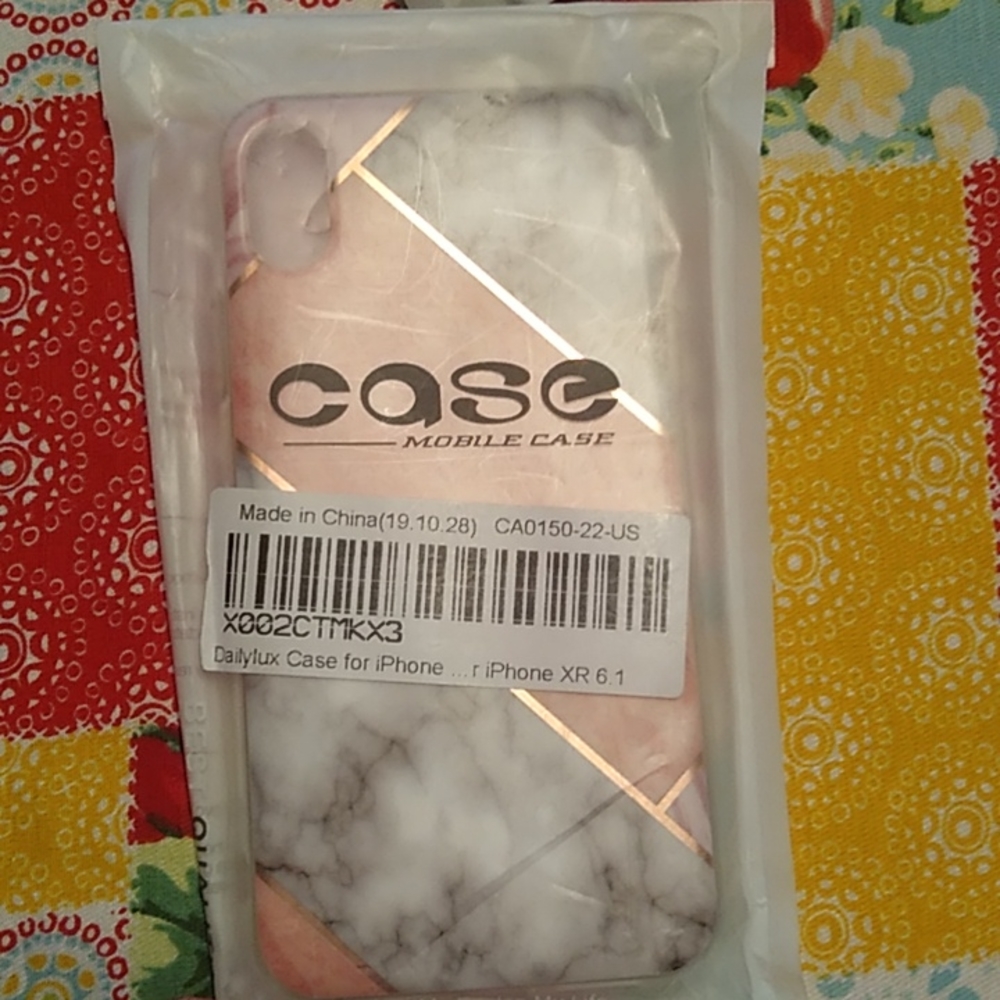 Phone cases bundle - Picture 9 of 16